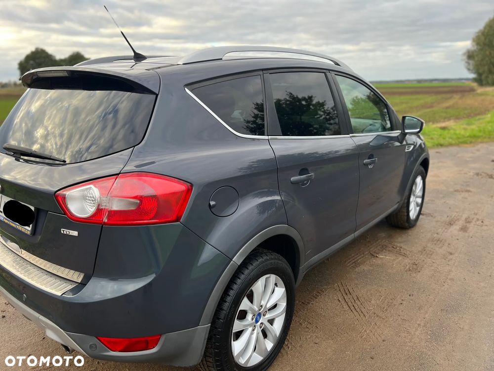 Ford Kuga 2.0 TDCi Titanium - 2
