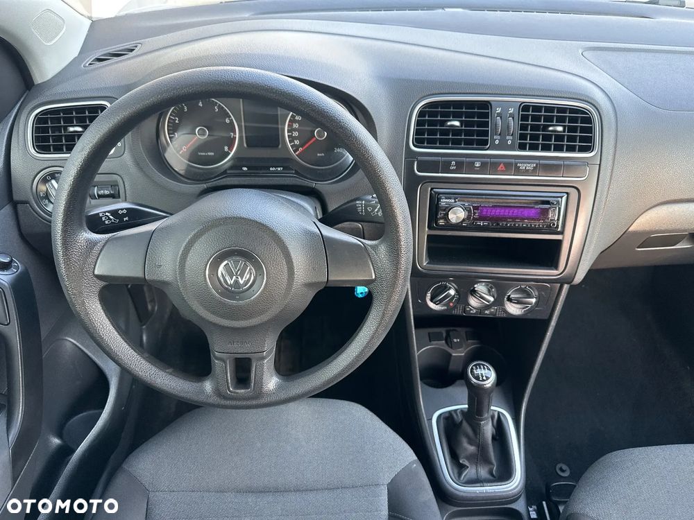 Volkswagen Polo 1.4 Comfortline - 15