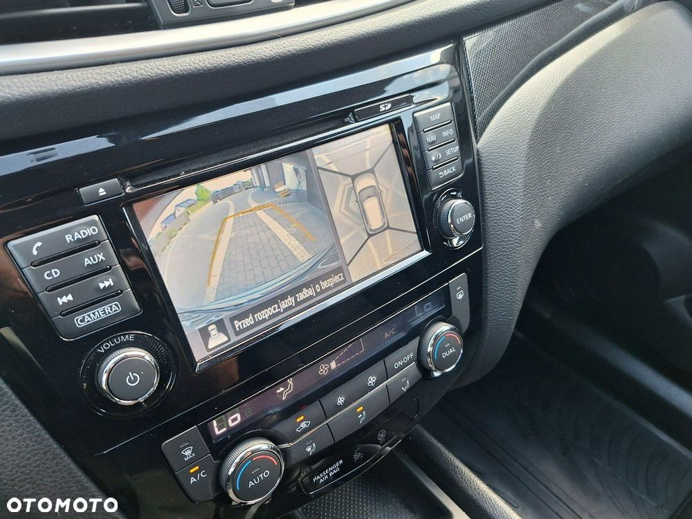 Nissan X-Trail 1.6 DIG-T N-Connecta 2WD - 16