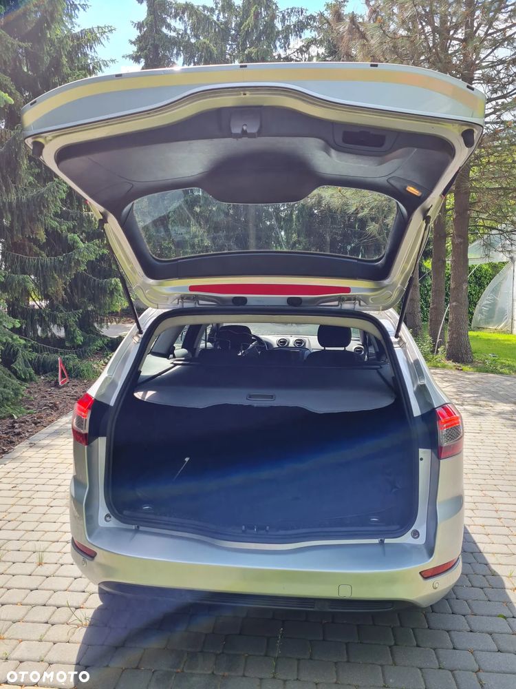 Ford Mondeo 2.0 TDCI Titanium - 19