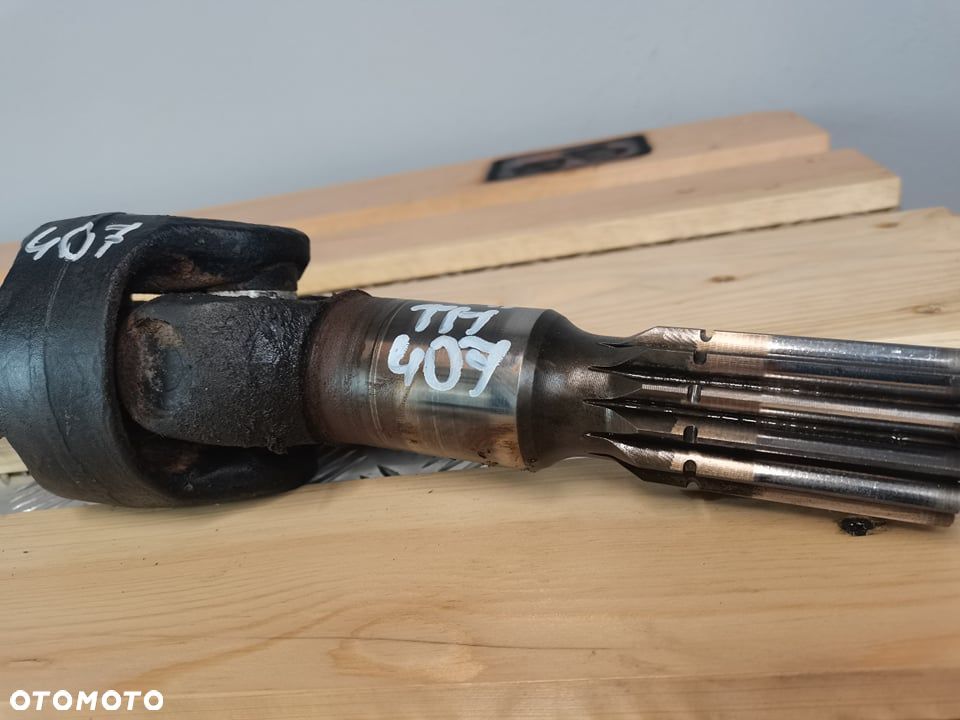 CAT TH 407 {Połoś zwolnicy Carraro} - 4