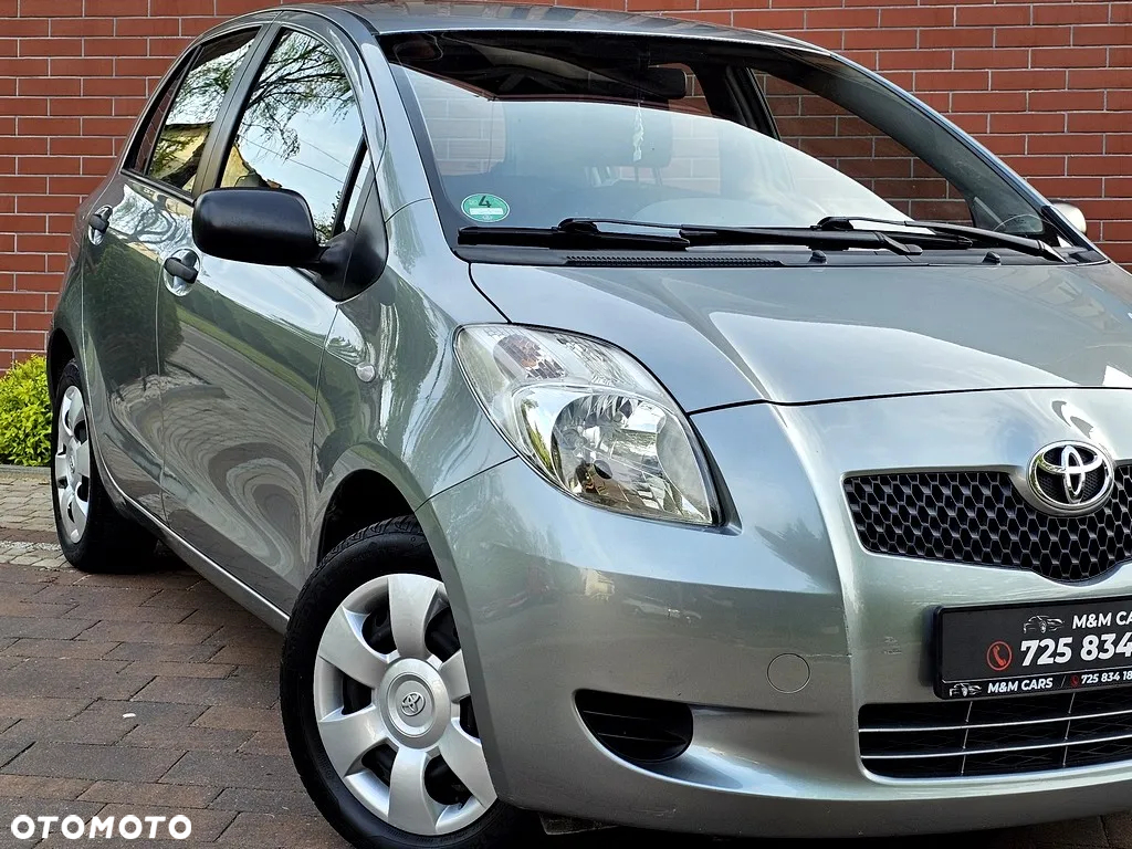 Toyota Yaris 1.3 VVT-i Sol - 9