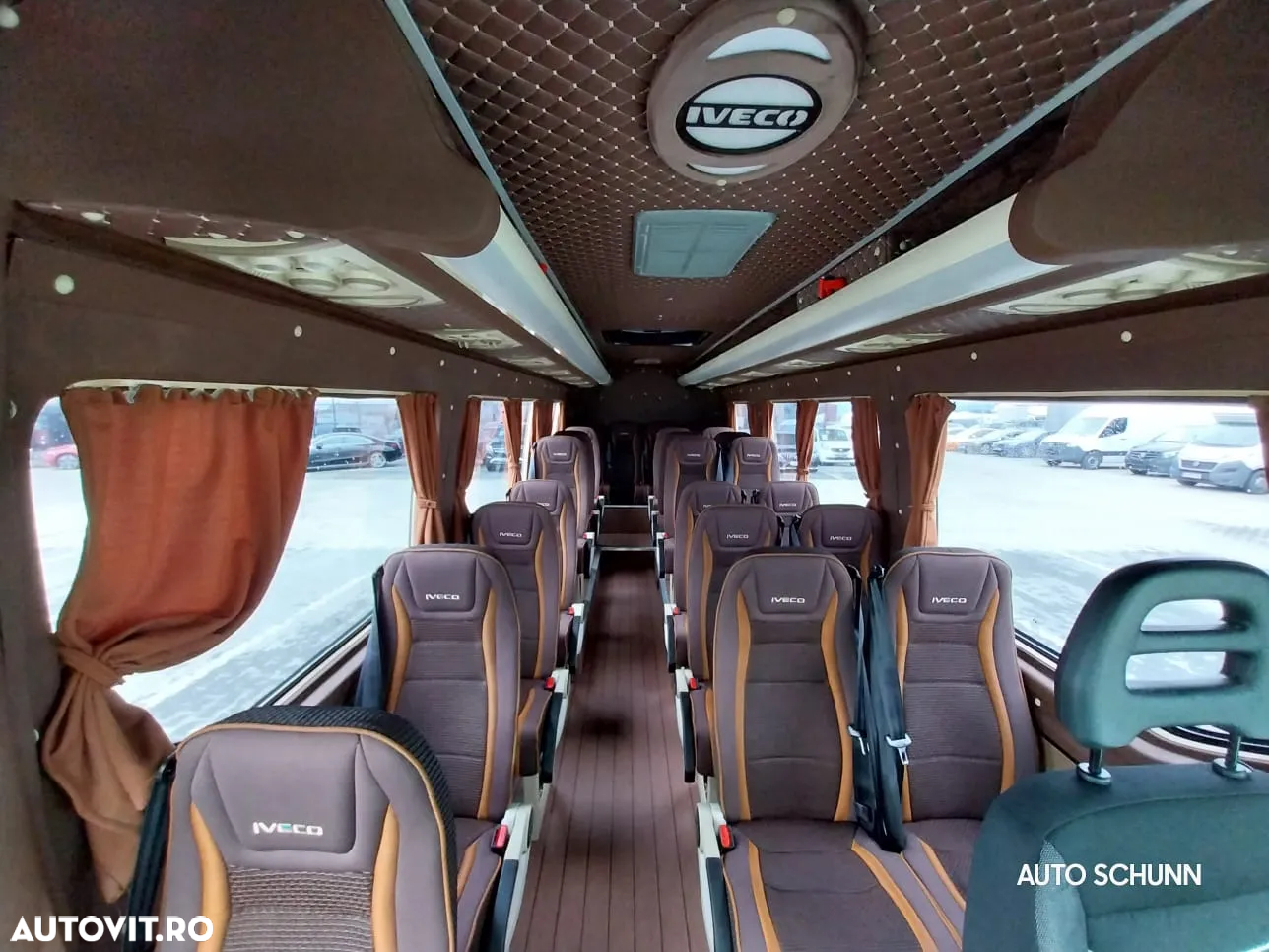 Iveco Bus - 22+1+1 locuri - 29