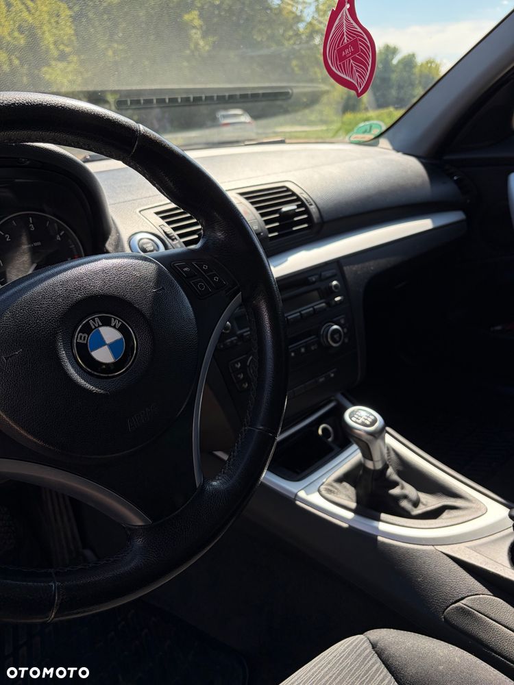 BMW Seria 1 118d - 11