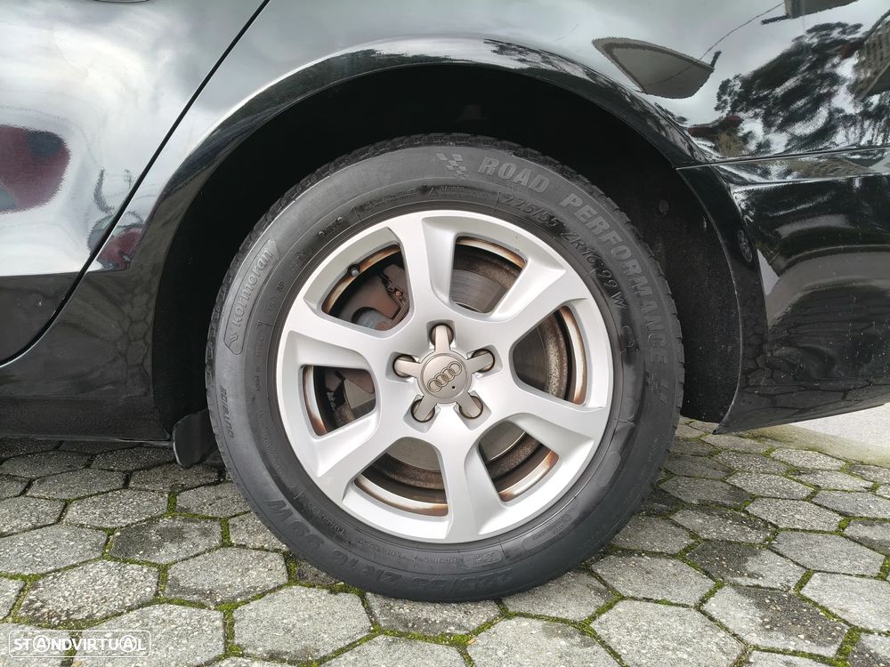 Audi A4 Avant 2.0 TDi Advance - 5