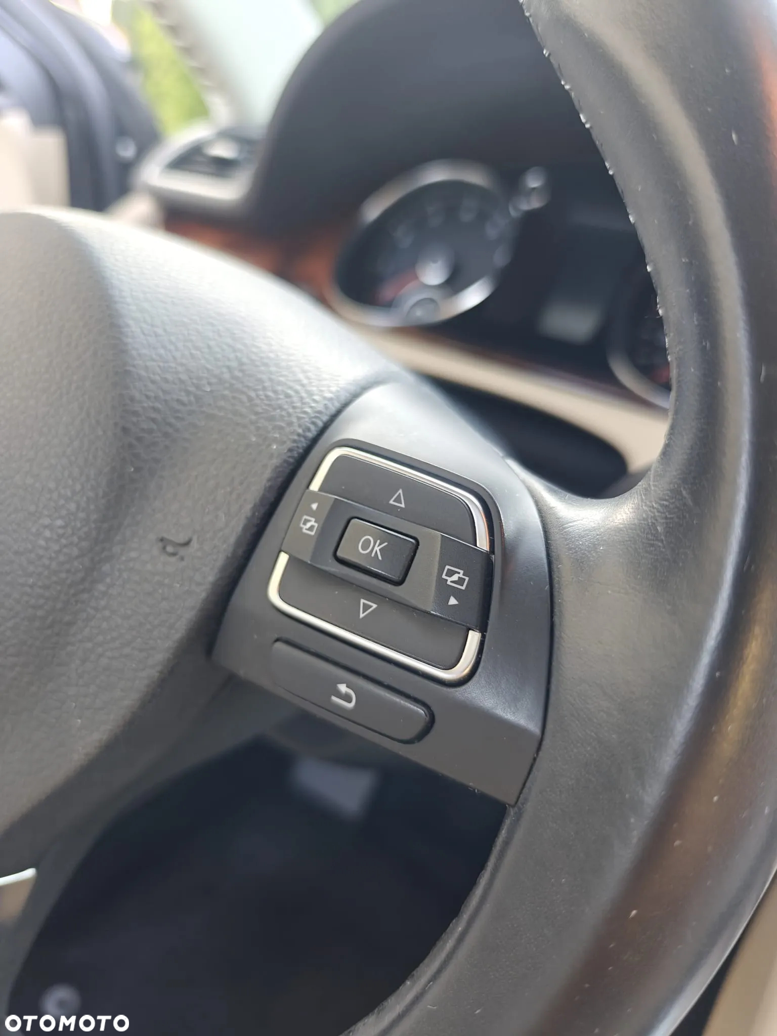Volkswagen Passat 1.8 TSI Highline - 27