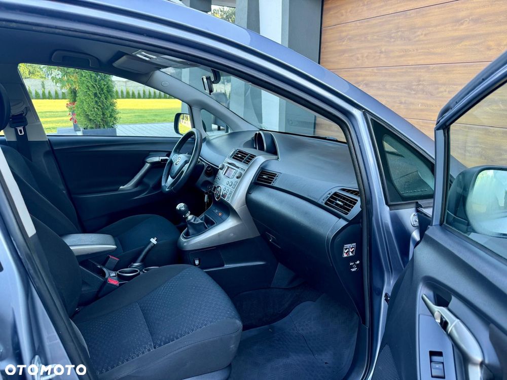 Toyota Verso - 18