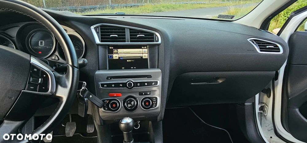 Citroën C4 BlueHDi 100 Stop&Start 86g Selection - 19