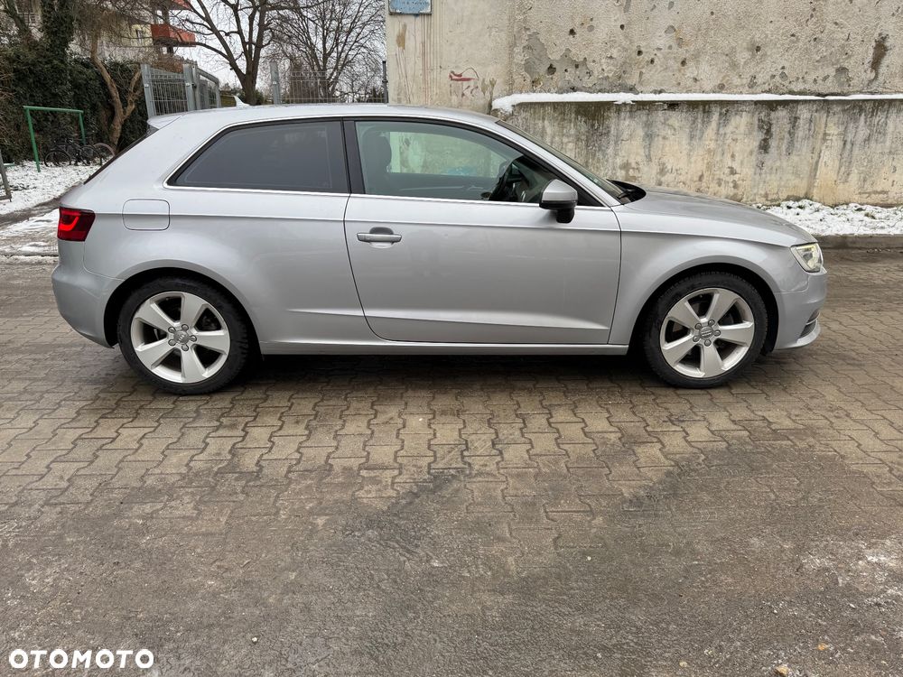 Audi A3 3-drzwiowe 1.4 TFSI Edycja Specjalna - 2