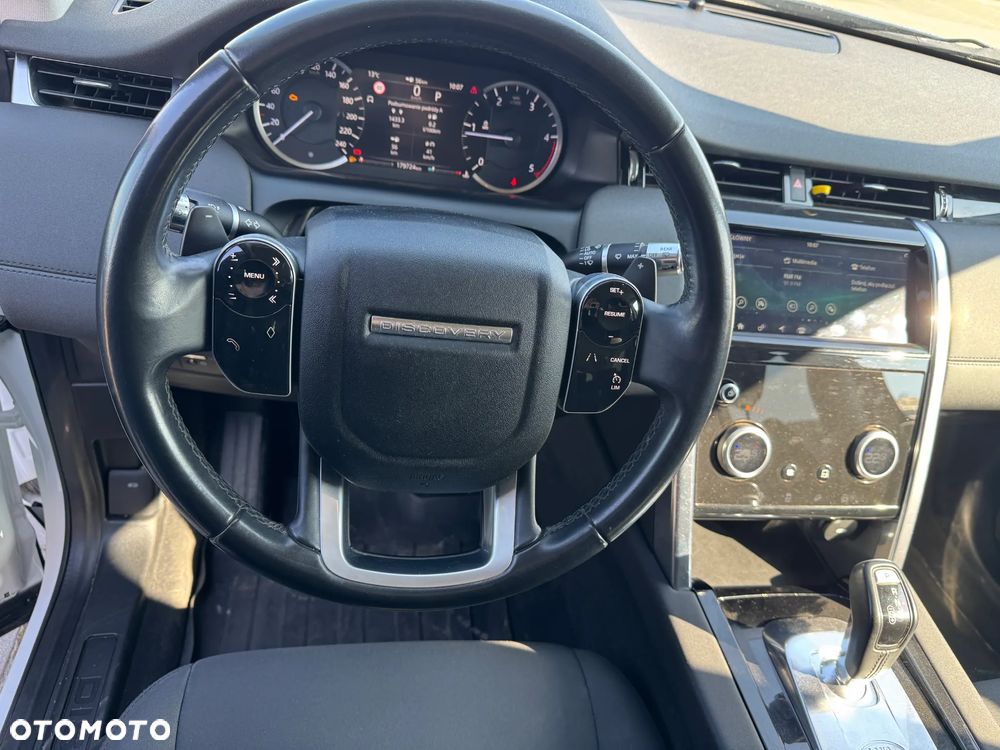 Land Rover Discovery Sport - 18