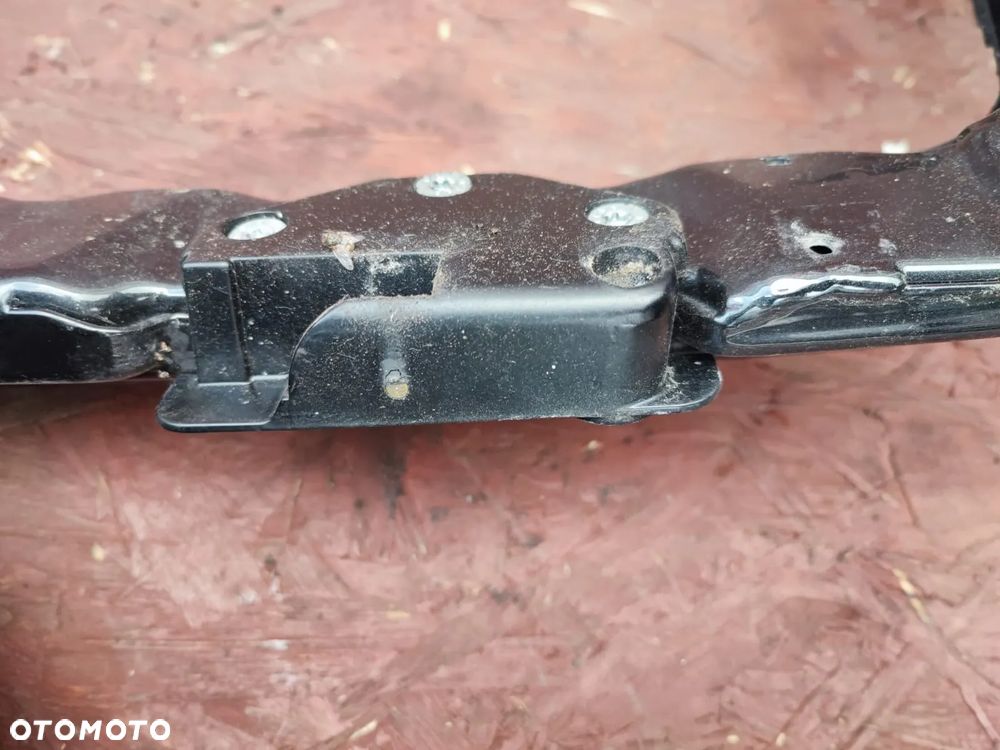 BMW E36 CABRIO ORYGINALNA RAMKA SZYBY PRZÓD / SŁUPKI "A" + ZAMKI DACHU PÓŁ-AUTOMAT. O NR: 1 977 607 OEM.  W BARDZO DOBRYM STANIE, BEZ RDZY - 16