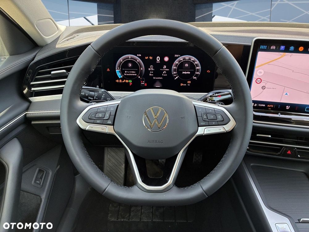 Volkswagen Passat - 14