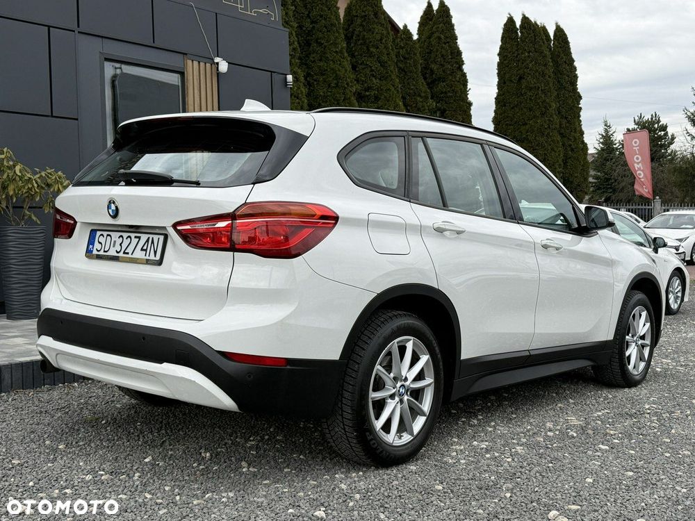 BMW X1 sDrive18i Business Edition - 10