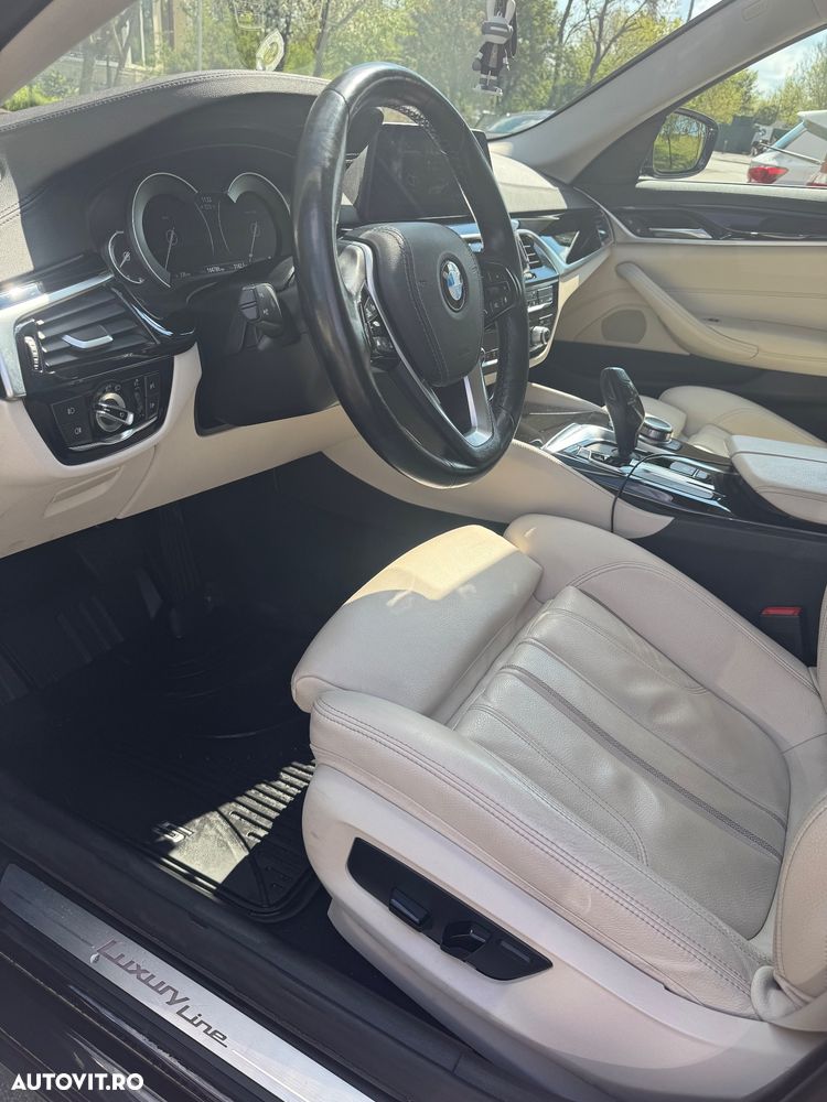 BMW Seria 5 520d Aut. Luxury Line - 10