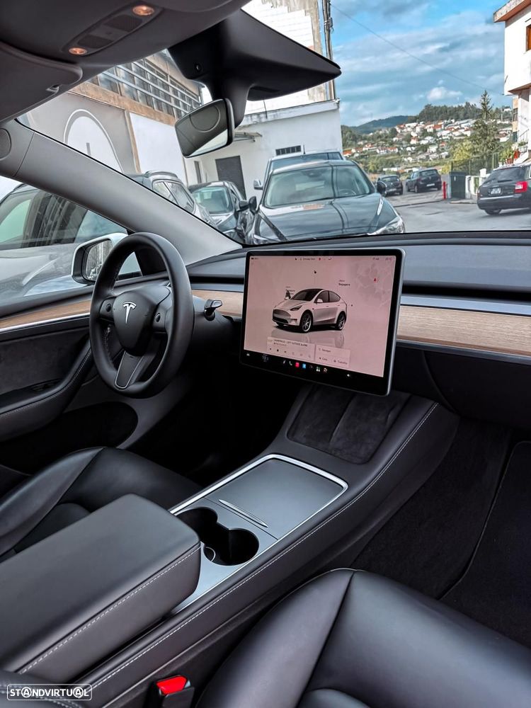 Tesla Model Y Long Range Tração Integral — fotografia 9