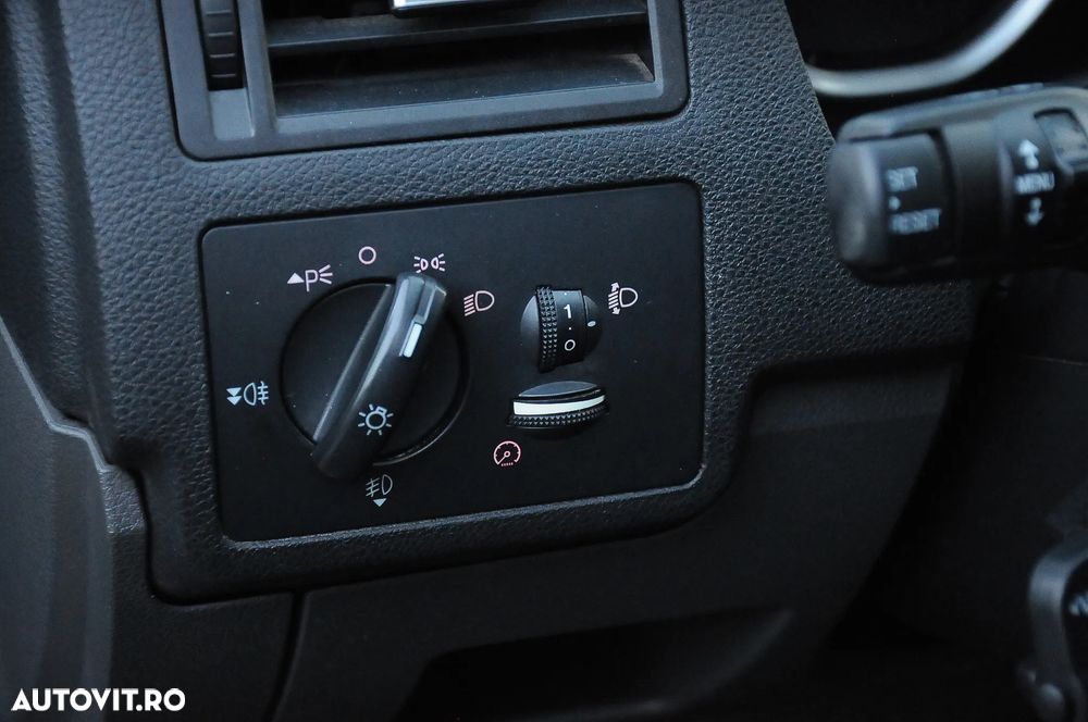 Ford C-Max - 13