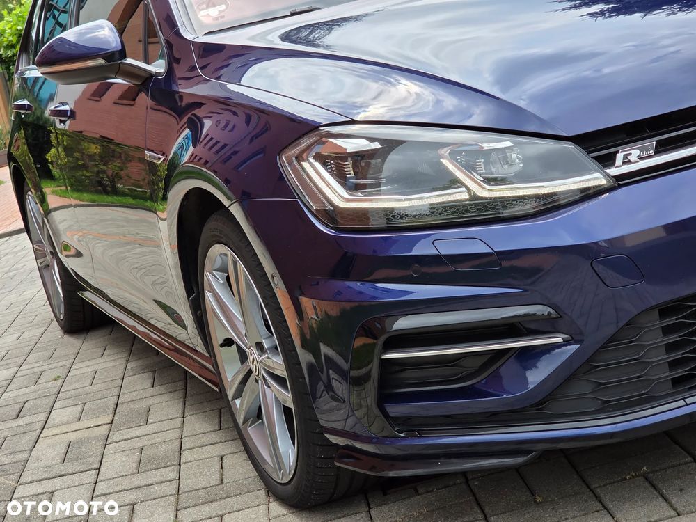 Volkswagen Golf 1.5 eTSI OPF DSG R-Line - 9