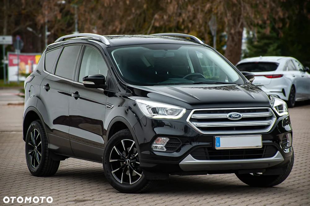 Ford Kuga 1.5 EcoBoost 2x4 Cool & Connect - 9