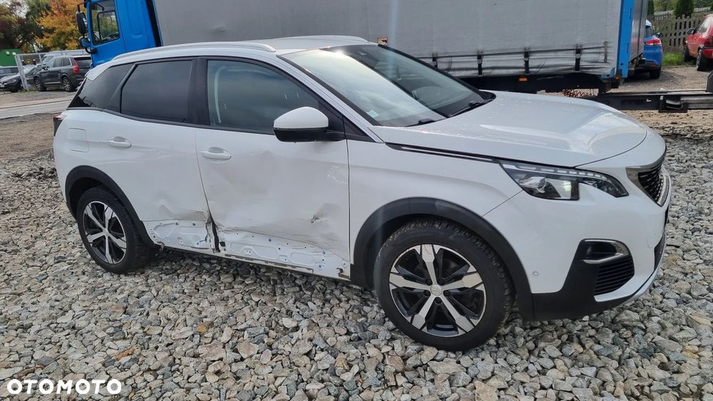 Peugeot 3008 BlueHDi 130 Stop & Start EAT8 Active - 8