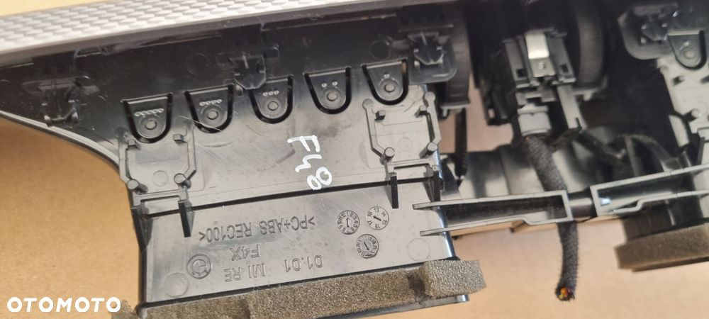 BMW X1 F48 2015- Kratka nawiewu Dekor Panel Oryginał Europa - 10