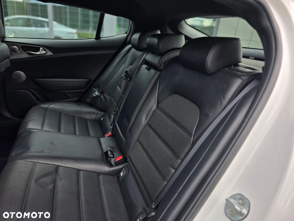 Kia Stinger 2.0 T-GDI XL - 26