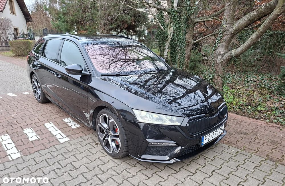 Skoda Octavia 2.0 TSI RS DSG - 4