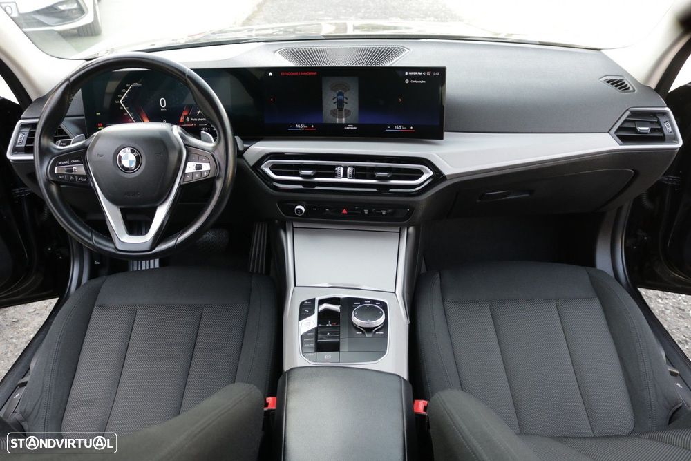 BMW 318 d Auto - 32