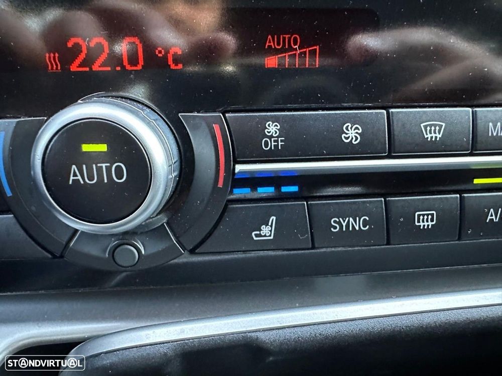 BMW 520 Gran Turismo d Pack M - 18