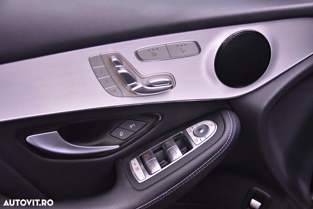 Mercedes-Benz GLC 300 d 4Matic 9G-TRONIC AMG Line - 14