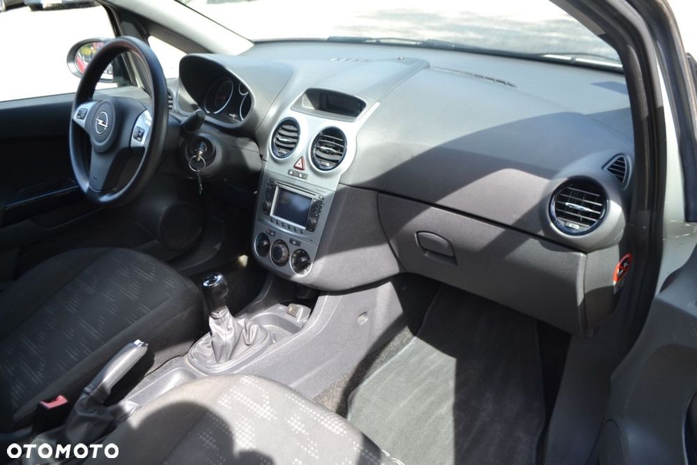 Opel Corsa - 8
