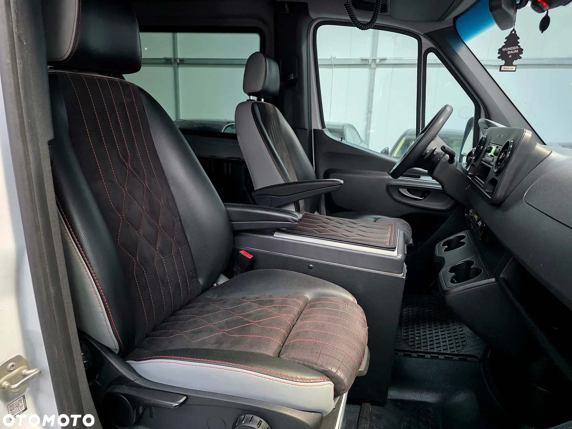 Mercedes-Benz SPRINTER 317CDI 9 OSÓB VIP - 12