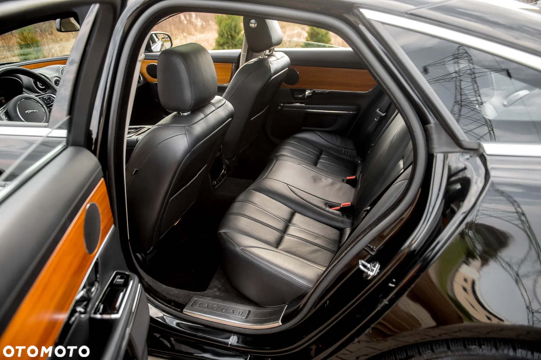 Jaguar XJ 3.0 T AWD Premium Luxury - 14