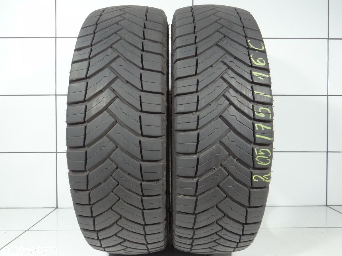 Opony całoroczne 205/75R16C 113/111R Michelin - 1