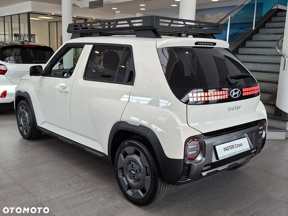 Hyundai Inster 49kWh Cross - 4
