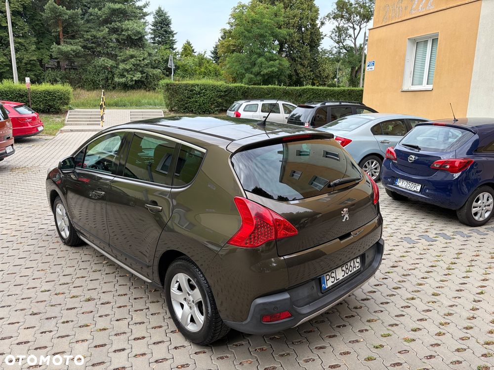Peugeot 3008 1.6 HDi Premium - 14