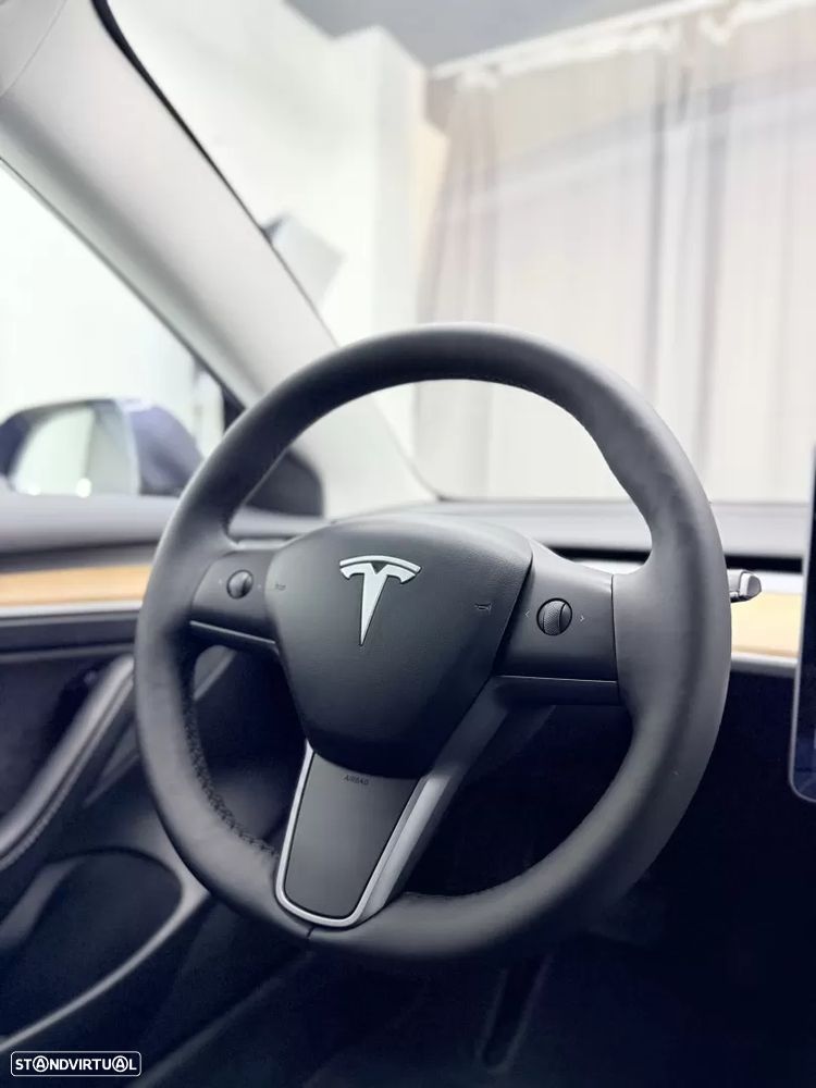Tesla Model 3 Standard Range Plus RWD - 18