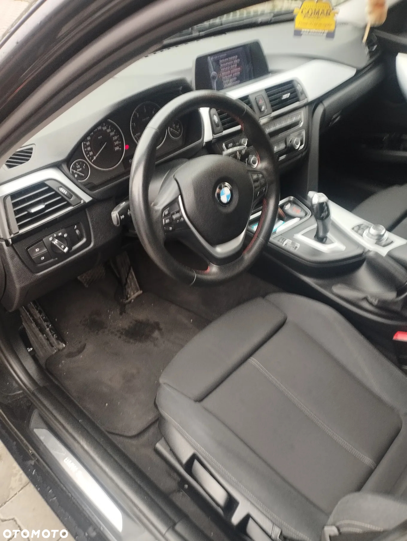 BMW Seria 3 320d DPF Edition Sport - 8