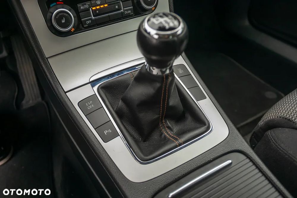 Volkswagen Passat CC 2.0 TDI - 31