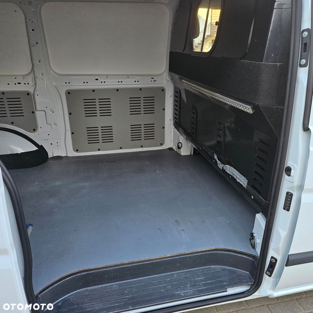 Mercedes-Benz Vito - 8