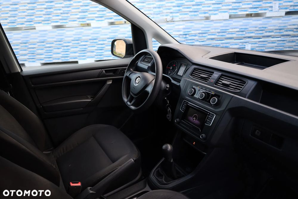 Volkswagen Caddy - 23