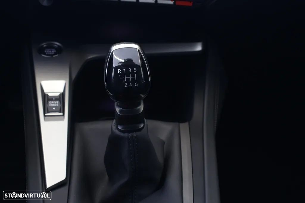 Peugeot 308 1.5 BlueHDi Allure - 26