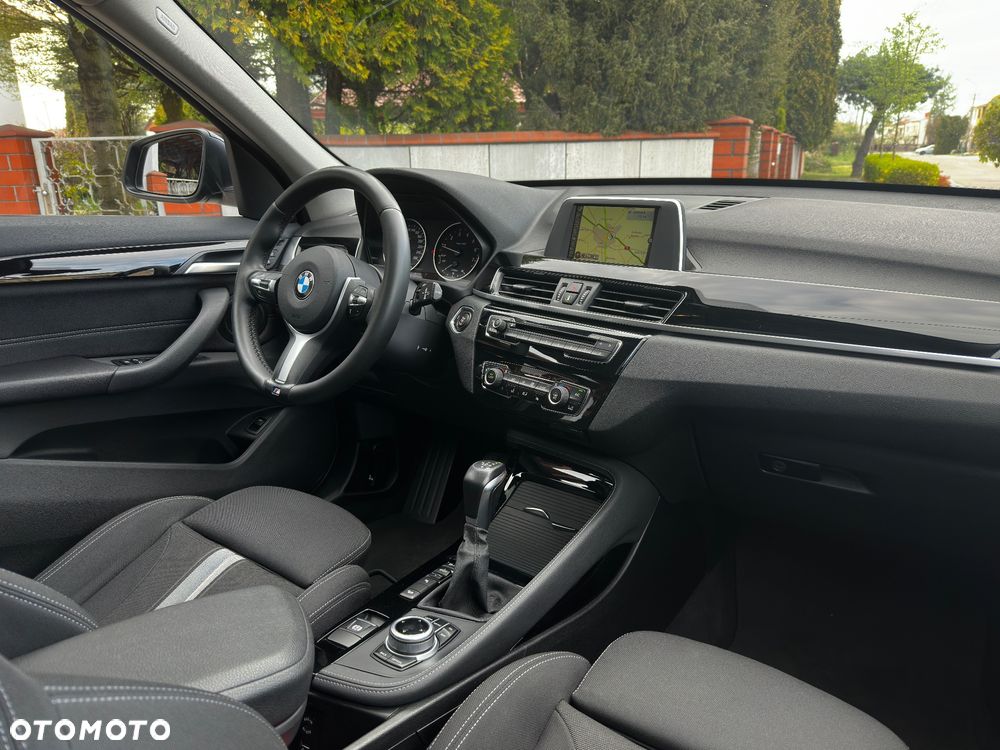 BMW X1 xDrive20i Sport Line - 15