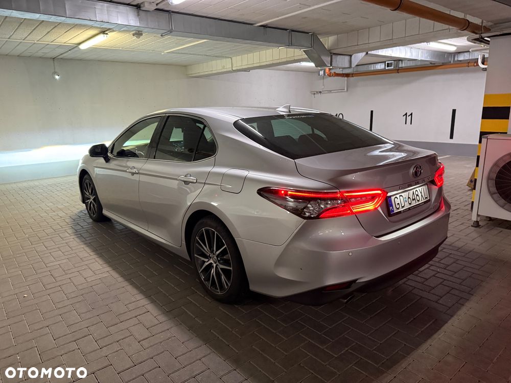 Toyota Camry 2.5 Hybrid Executive CVT - 1