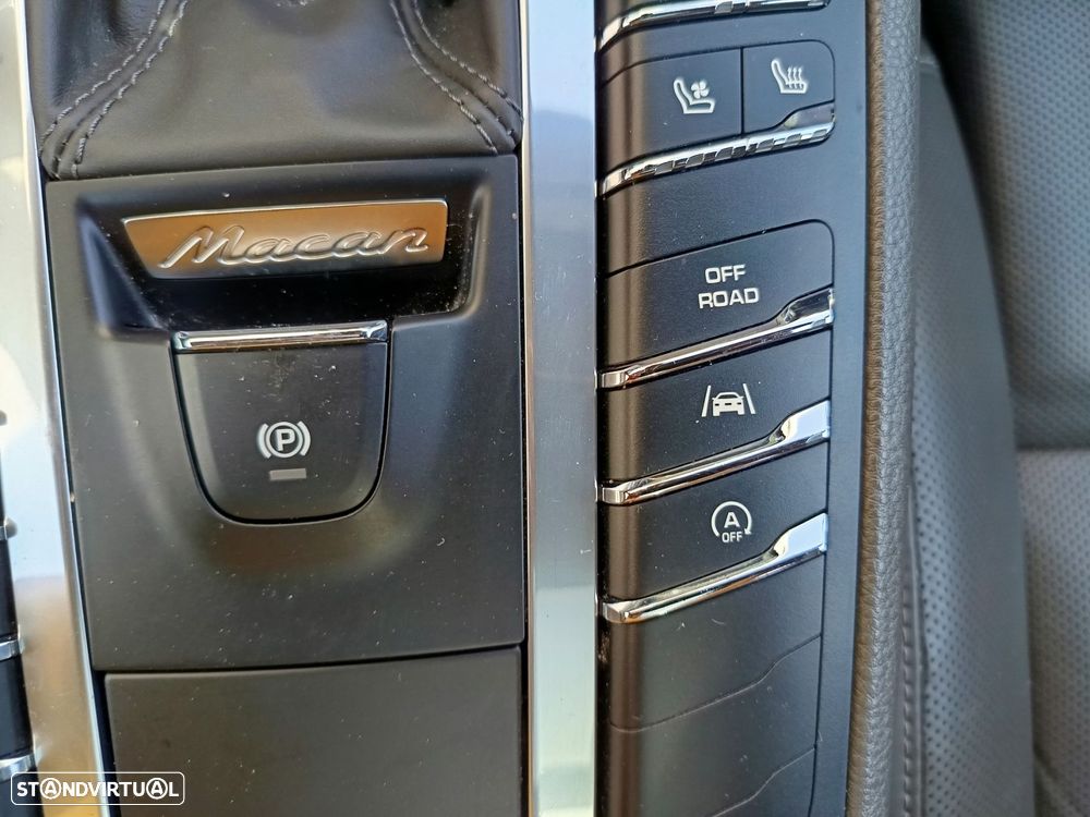 Porsche Macan S - 31