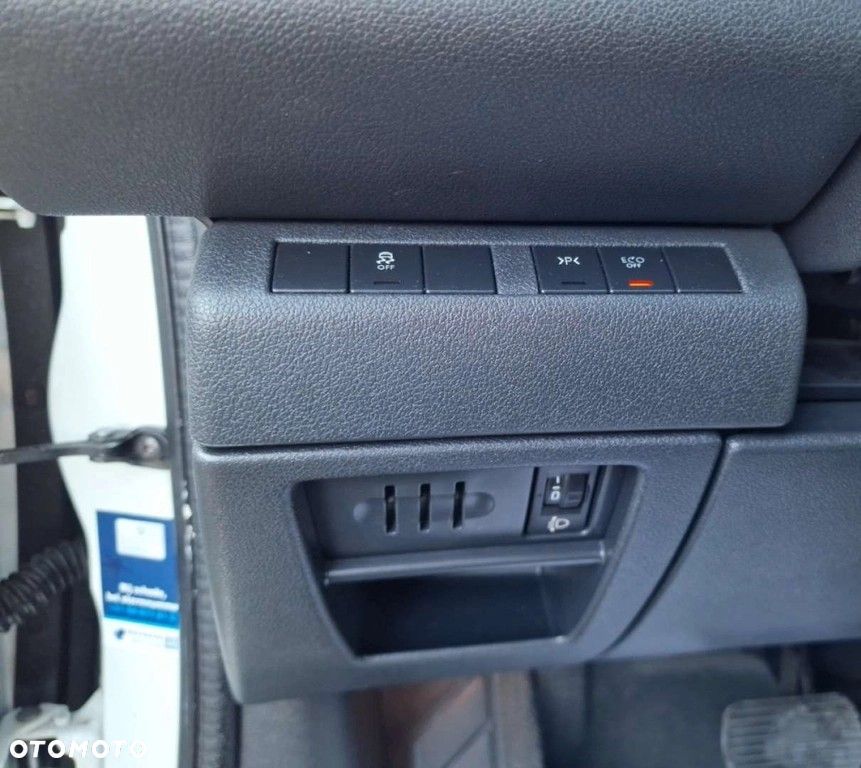 Peugeot 5008 1.6 THP Allure 7os - 13