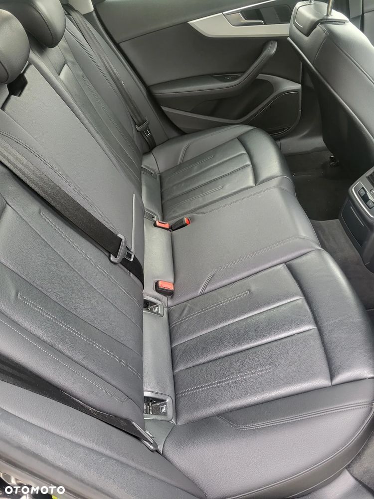 Audi A4 Avant 2.0 TDI - 15