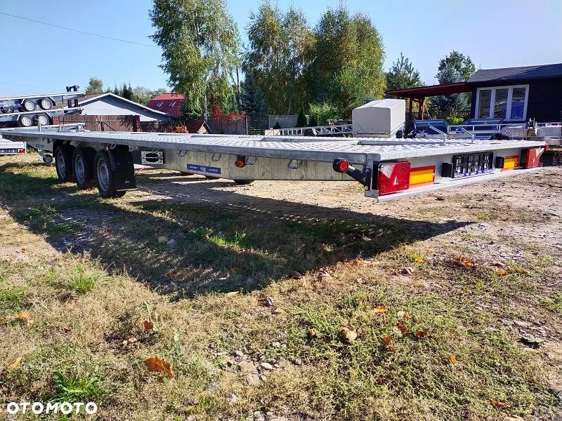 Niewiadów Indiana 8,5 m, pod 2 auta - 6