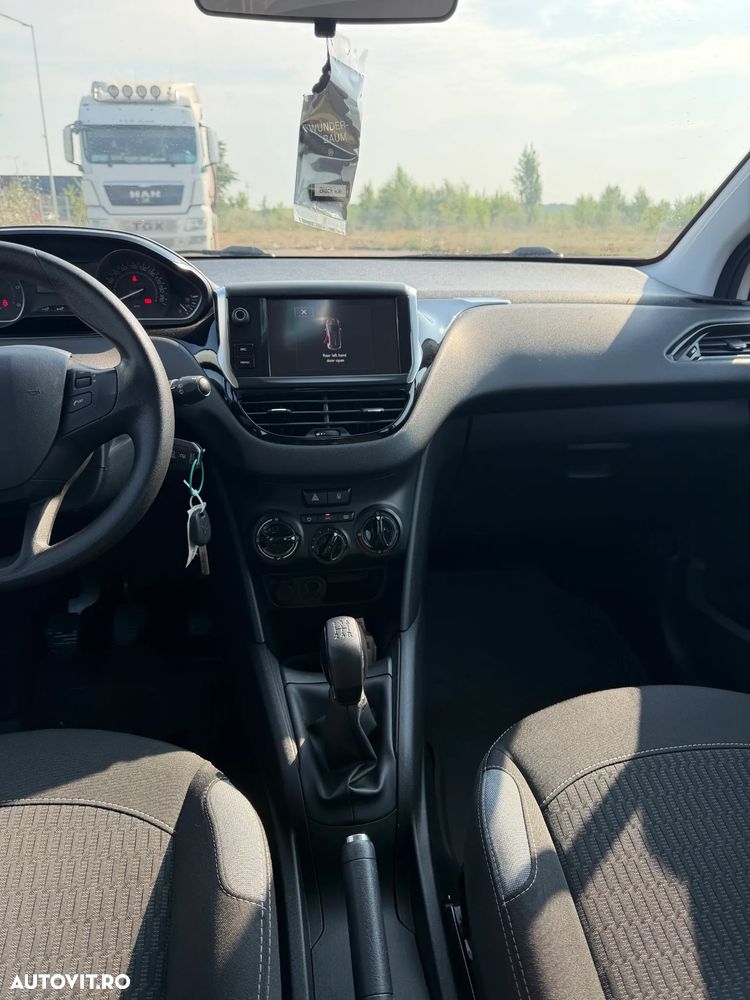 Peugeot 208 1.6 BlueHDi FAP Style - 11