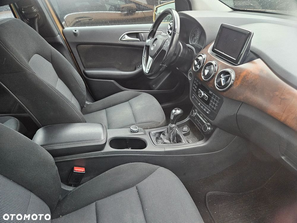 Mercedes-Benz Klasa B 200 CDI (BlueEFFICIENCY) - 5