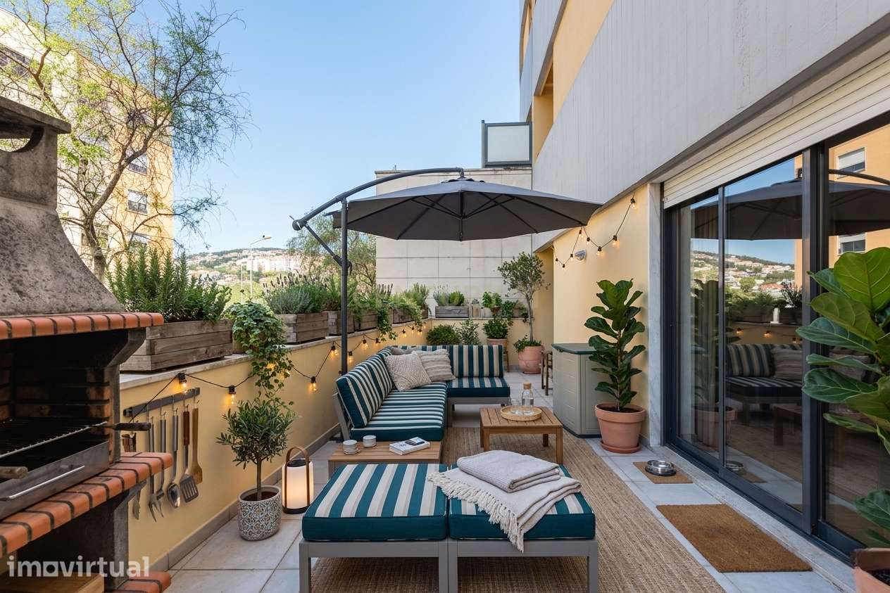 Apartamento T3 | Terraço, Box e Arrecadação | Urbanização da Ribeirada - Grande imagem: 5/34